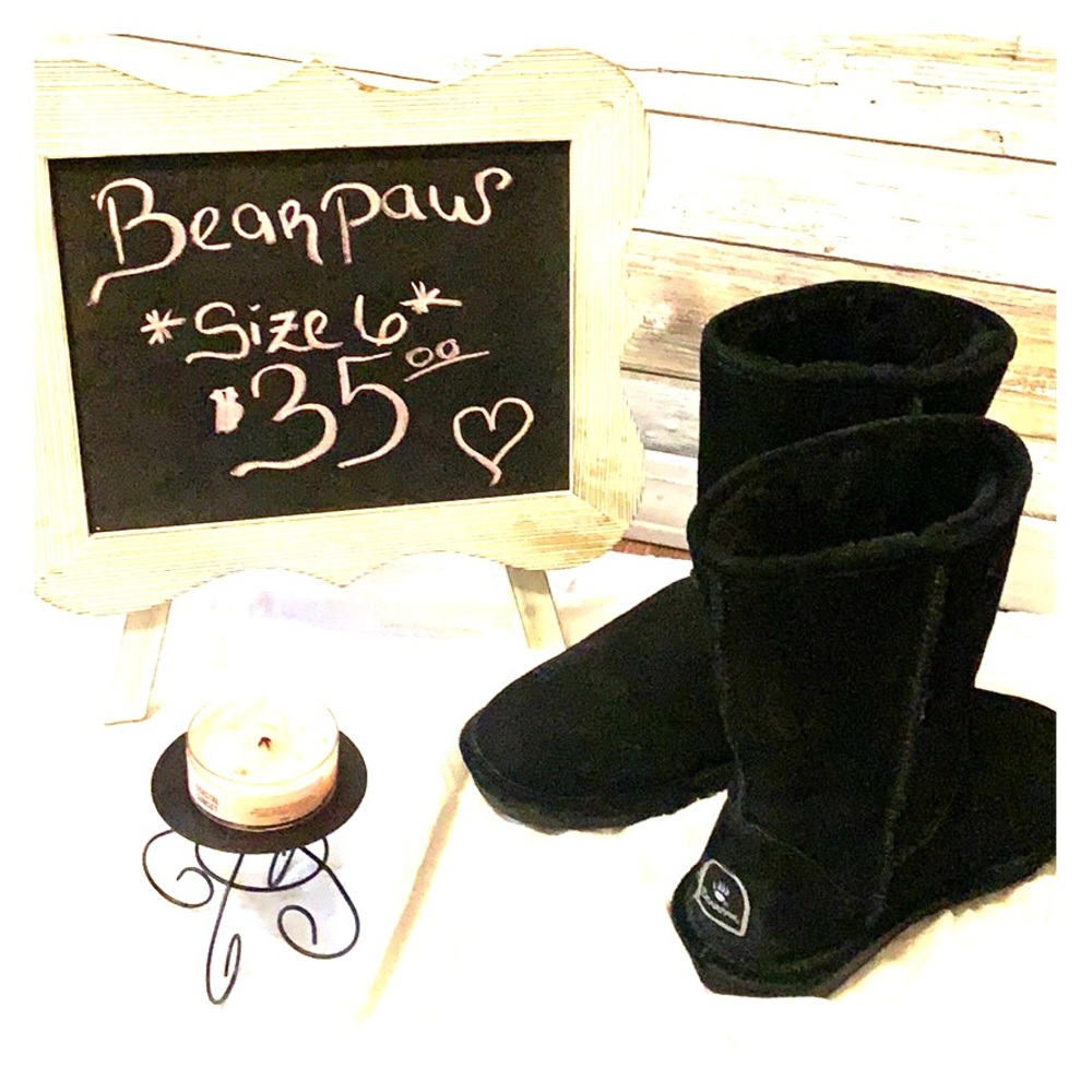 🐾 BearPaw 🐾 boots size 6